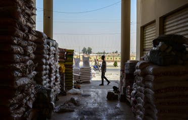من سوق الكورنيش في الموصل (أرشيفية من فرانس برس)