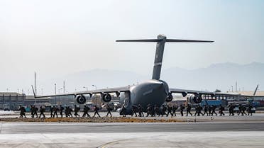 US soldiers, assigned to the 82nd Airborne Division, arrive to provide security in support of Operation Allies Refuge at Hamid Karzai International Airport in Kabul, Afghanistan, August 20, 2021. (Reuters)