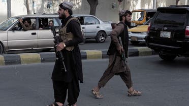 عناصر من طالبان في احد شوارع كابل (رويترز)