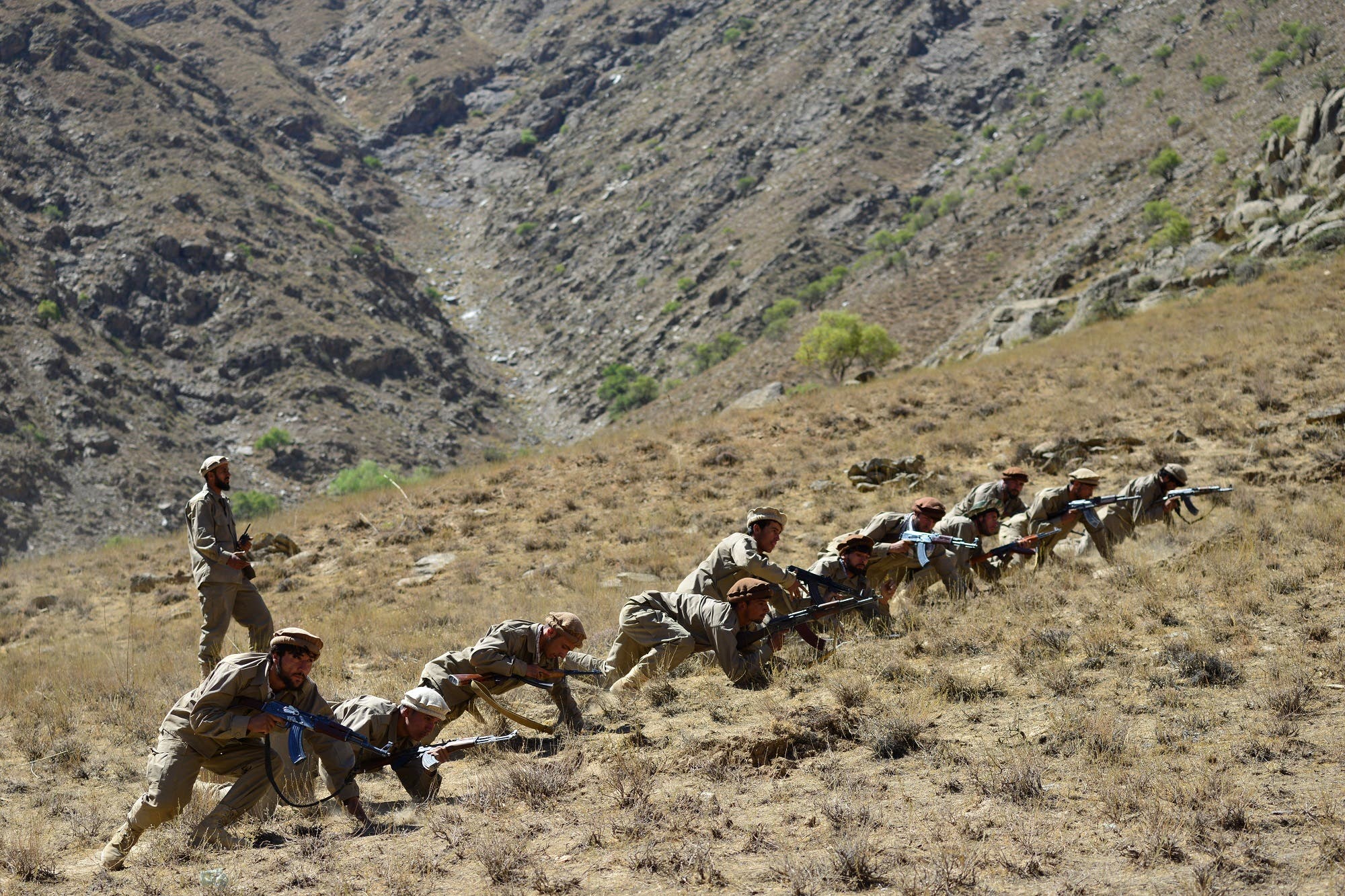 عناصر من المقاومة في بنجشير (أرشيفية من فرانس برس)