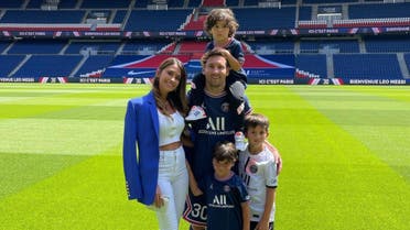 ميسي وعائلته في صورة من حساب زوجته أنتونيلا على إنستغرام