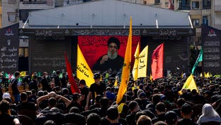 شيخ من حزب الله يثير جدلاً..هلّل لقتل رشدي وهدد معارضيه