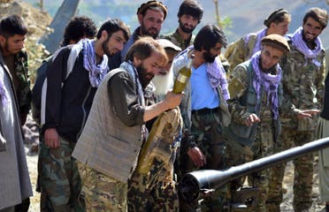 عناصر من جبهة المقاومة الأفغانية (أرشيفية- أسوشييتد برس)