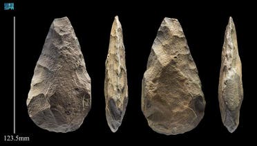 Above this layer, stone tools as well as the first indications of the manufacturing technique known as Levallois, which was dated back to 200,000 years ago were found. (SPA)