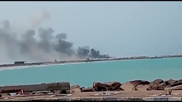 قصف حوثي سابق على ميناء المخا اليمني