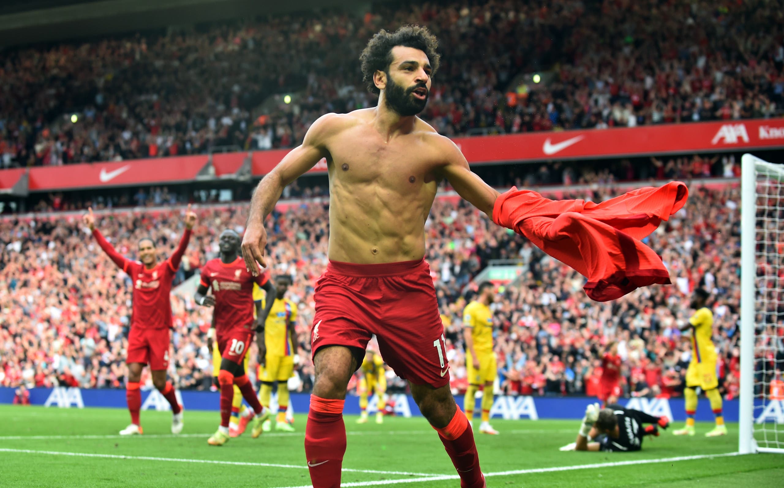 محمد صلاح عقب تسجيل الهدف الثاني لليفربول 