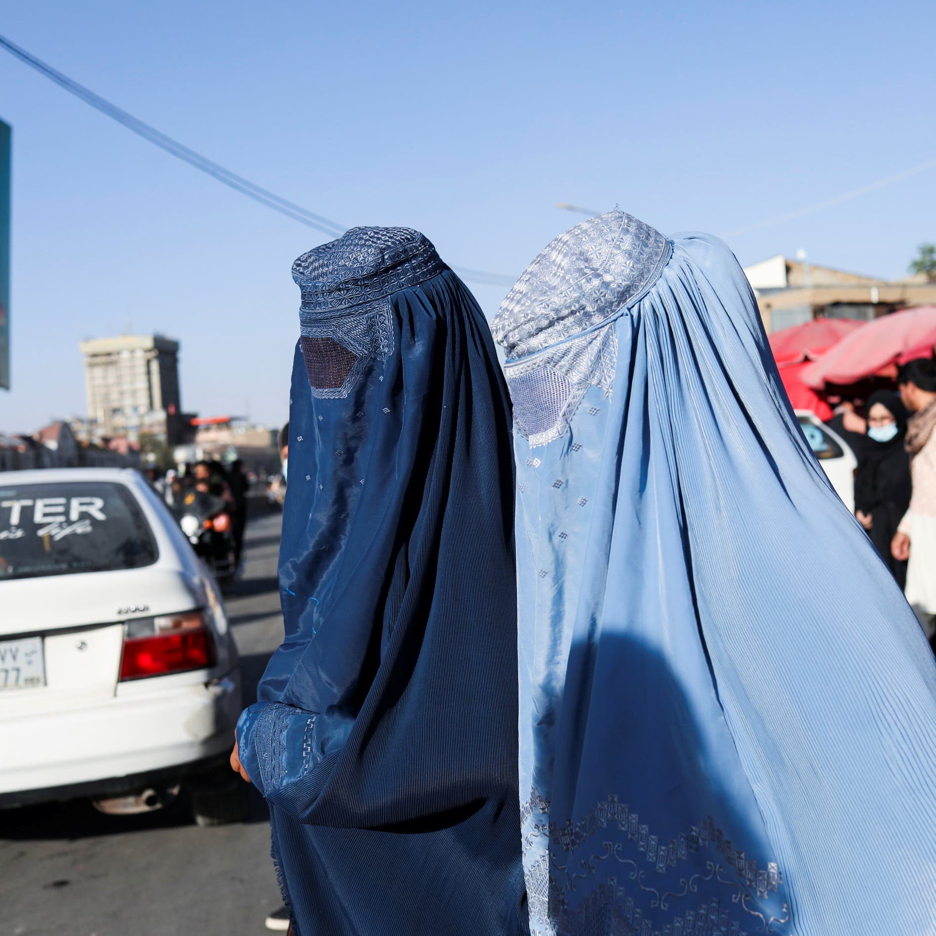 Taliban tell hundreds of women in Afghanistan to stay home, not report to work