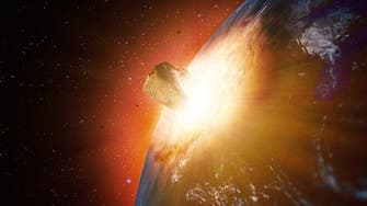 بسرعة 80 ألف كم/س.. كويكب ضخم يصطدم بمدار الأرض اليوم