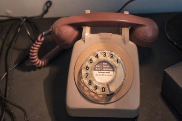 At Expo 1876, Scottish inventor Alexander Graham Bell demonstrated his communication system which had two ends: a transmitter and a receiver.. (Unsplash)