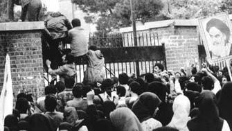 إيران والعقوبات منذ 70 عاماً.. إلى احتلال سفارة أميركا بالثمانينات