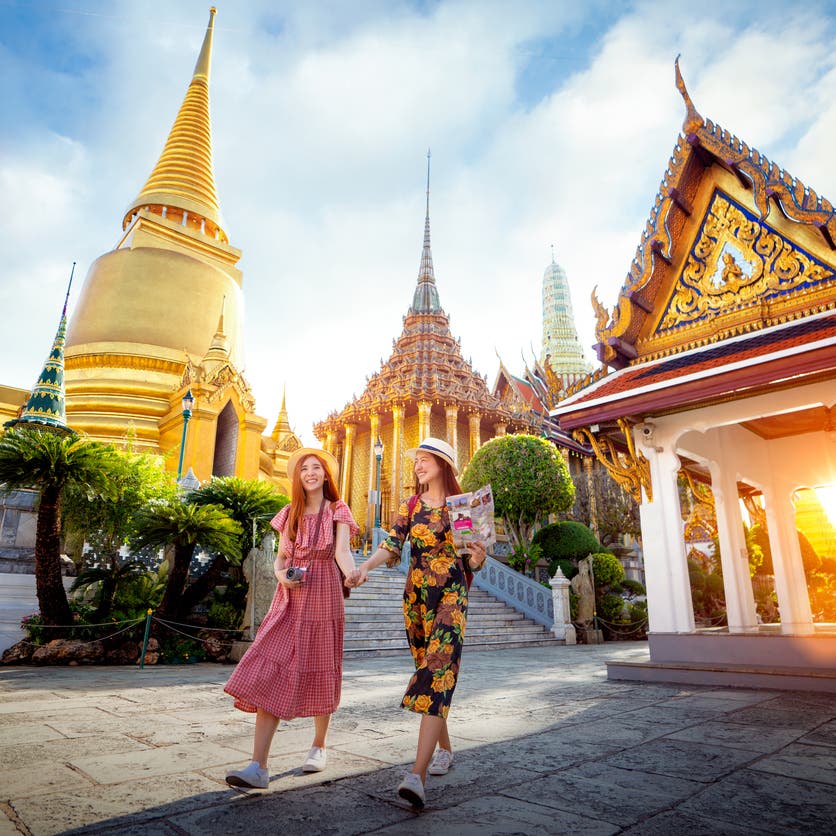تايلاند تؤجل إعادة فتح مدنها الرئيسية أمام السياح بعد إخفاقها في نسب التطعيم