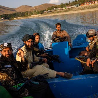 طالبان منزعجة من "لهو" عناصرها: أوقفوا التقاط السيلفي