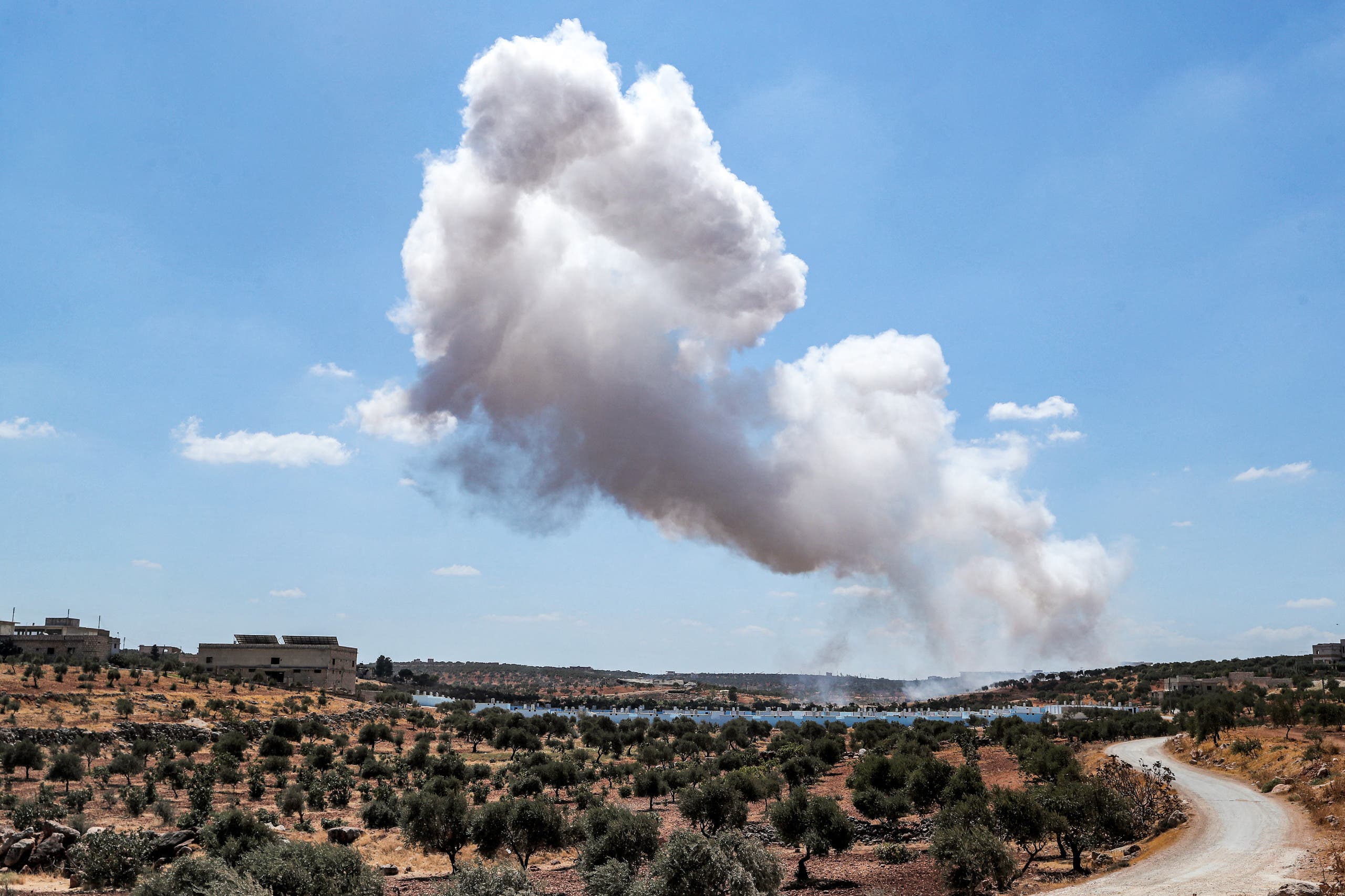 دخان المعارك في إدلب في سبتمبر الحالي
