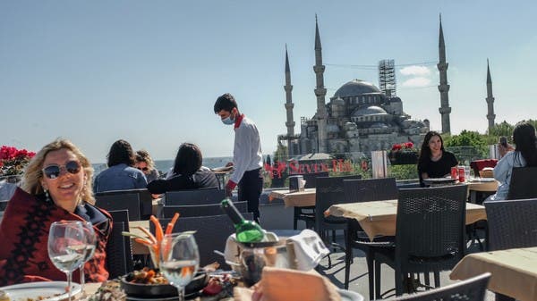 Türkiye’nin turizm sektörü yıkıcı depremden sonra yavaş yavaş toparlanıyor