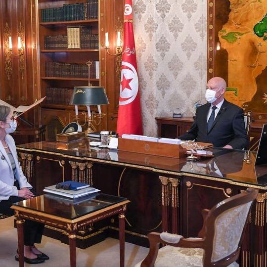 رئيس تونس لبودن: لا تخضعي للمساومة بتشكيل الحكومة