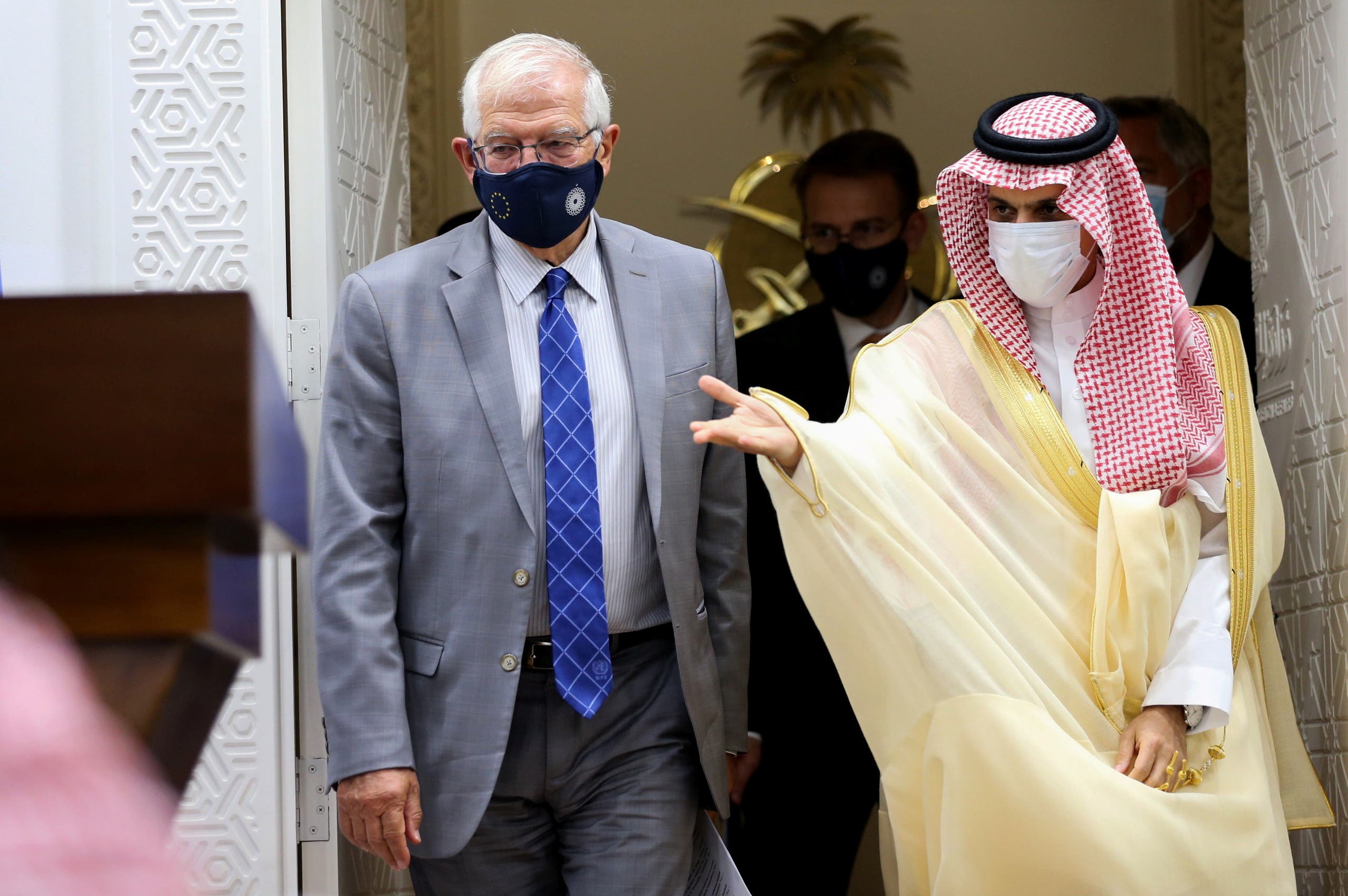 من زيارة بوريل للسعودية ولقاءه وزير الخارجية الأمير فيصل بن فرحان مطلع أكتوبر