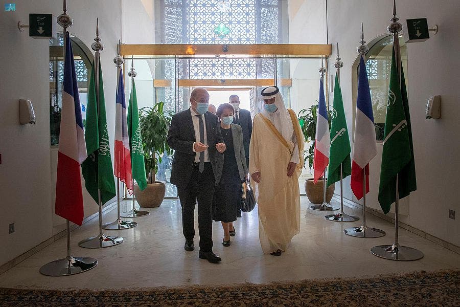 من الاستقبال