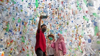 متحف من النفايات البلاستيكية يسلط الضوء على أزمة المحيطات