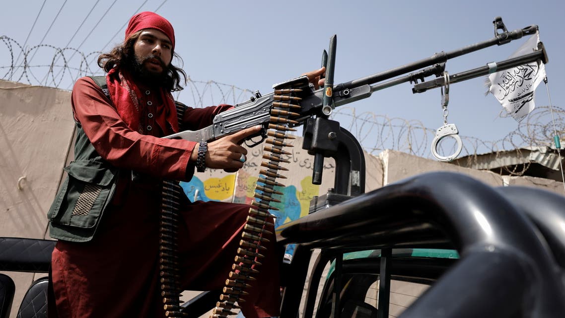 عنصر من طالبان في كابل