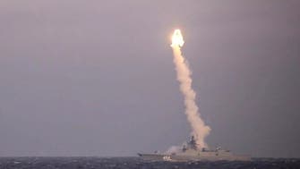 روسيا تطلق أول صاروخ "زيركون" فرط-صوتي من غواصة نووية