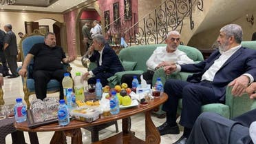 عدد من قادة حماس في اجتماع سابق (أرشيفية)