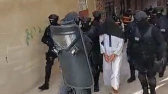 المغرب يفكك خلية موالية لداعش.. وفيديو لاعتقال زعيمها
