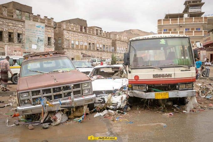 بالصور.. تأثيرات الإعصار شاهين تضرب شرقي اليمن