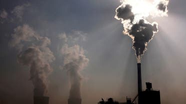 محطة طاقة تعمل بالفحم في الصين (رويترز)