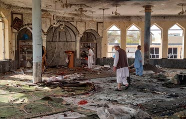 أضرار خلفها هجوم داعش أمس على مسجد في قندوز