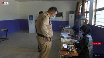مرحله اول انتخابات پارلمانی عراق؛ نظامیان رای خود را به صندوق انداختند