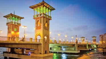 أبراج جسر ستانلي في الإسكندرية