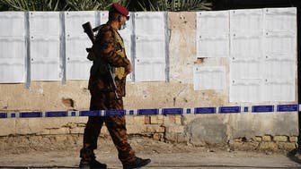 مقتل عنصر في أحد مراكز الاقتراع بالعراق..شرطي يرتكب خطأ