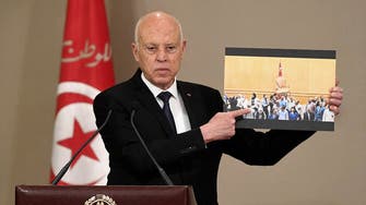 الرئيس التونسي يرفض المساس باستقلالية القضاء