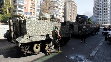 انتشار الجيش اللبناني في بيروت (رويترز)