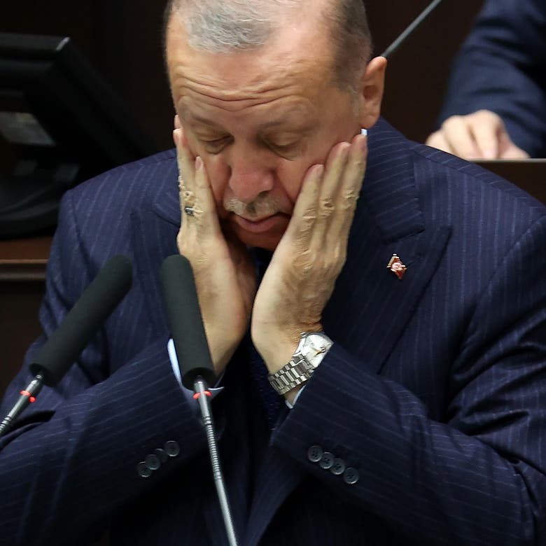 أردوغان يهاجم مواقع التواصل: تهدد الديمقراطية والأمن القومي