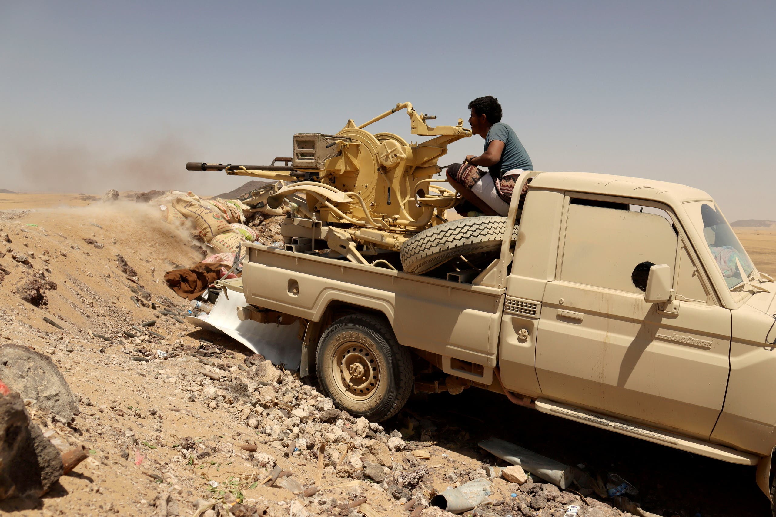 The Yemeni army in Marib (Reuters archive)