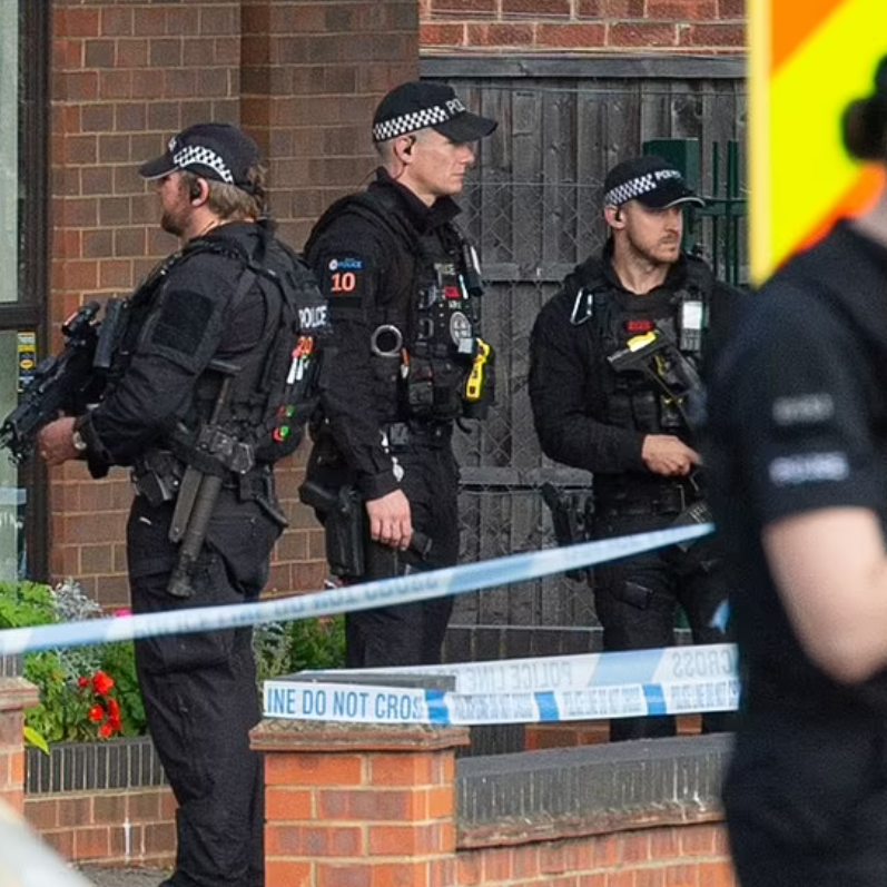 لندن توضح.. حادث طعن النائب أميس عمل إرهابي