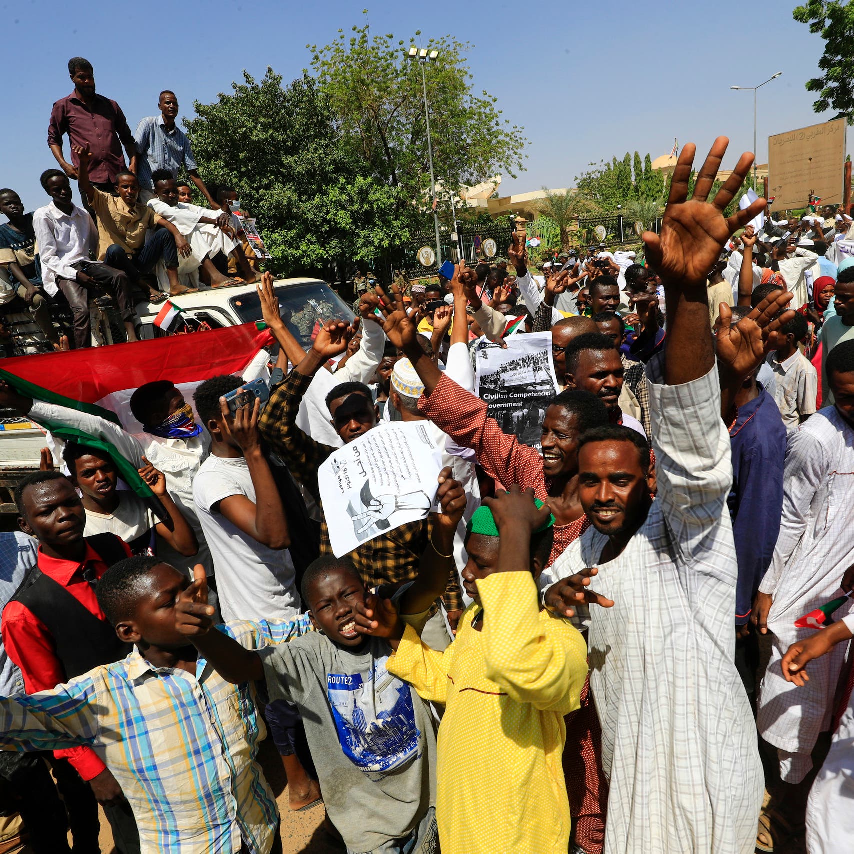 مظاهرات السودان تكشف تصدع الحكومة.. من ضد من؟!