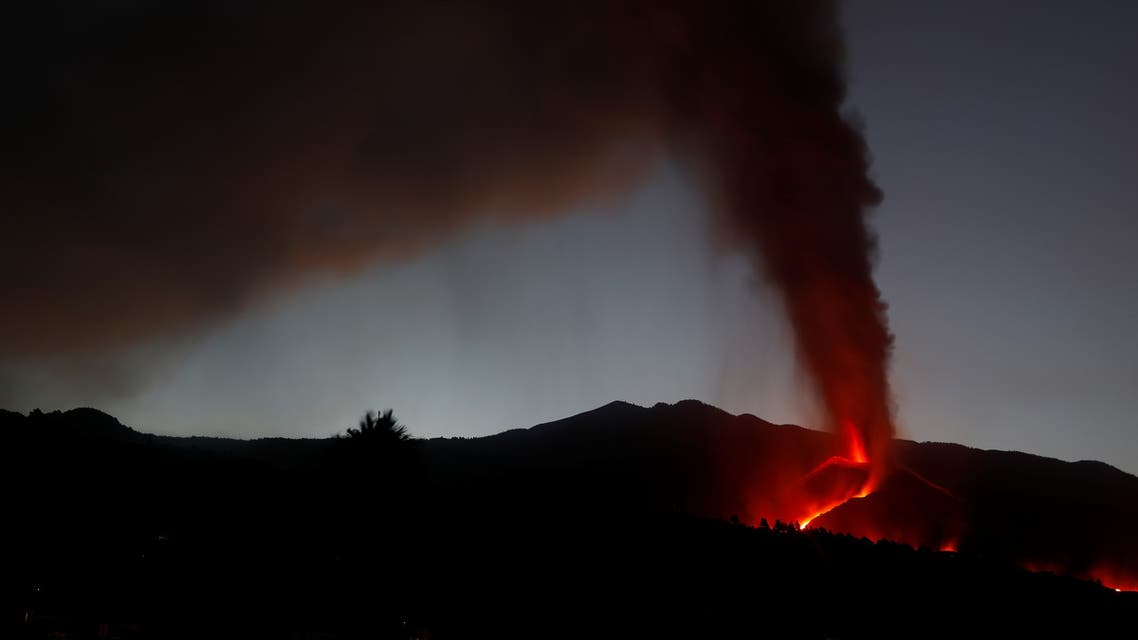 The Cumbre Vieja volcano spews lava as it continues to erupt on the Canary Island of La Palma, as seen from El Paso, Spain, October 17, 2021. REUTERS/Susana Vera TPX IMAGES OF THE DAY