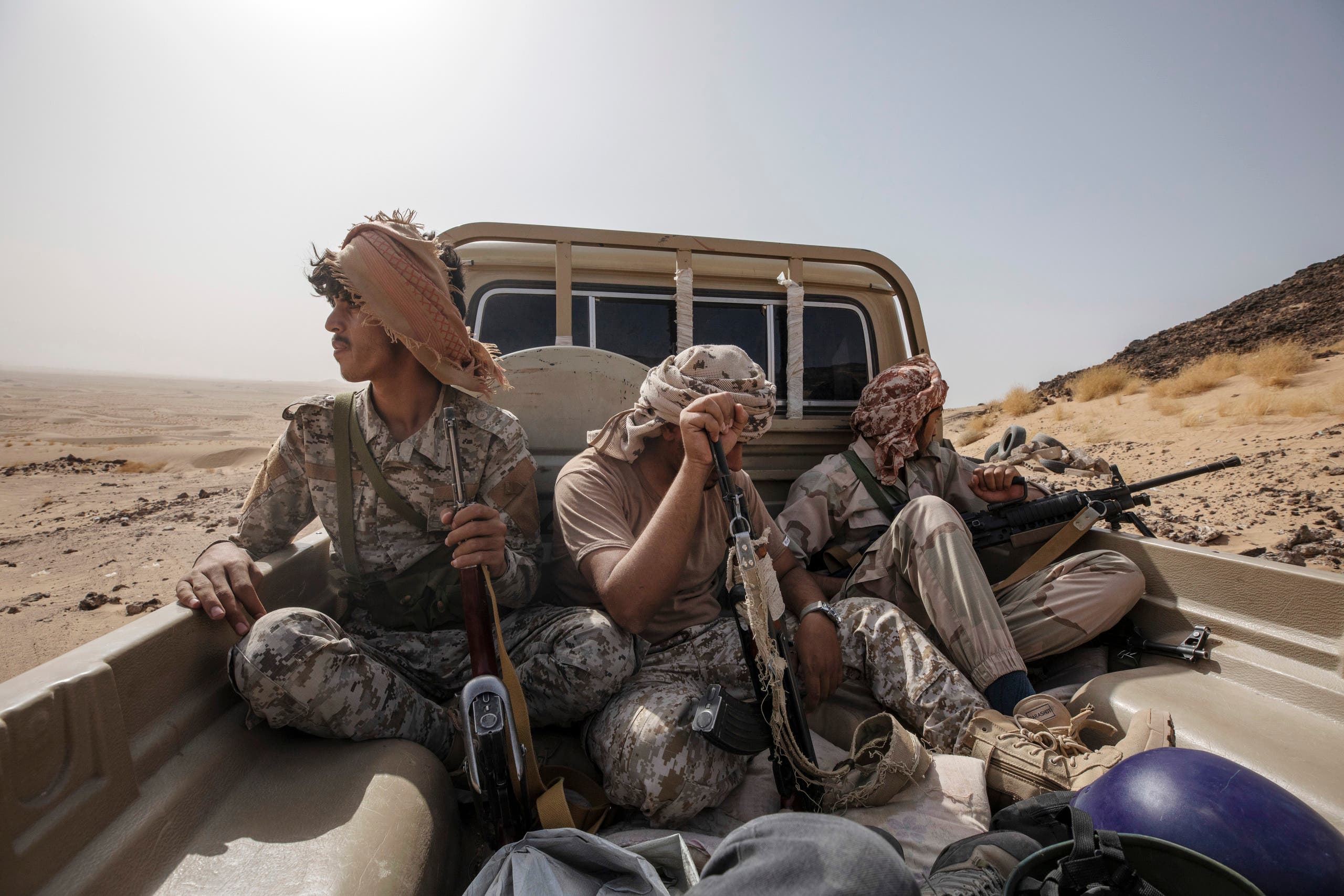 عناصر من الجيش اليمني والمقاومة الشعبية في مأرب "أرشيفية"