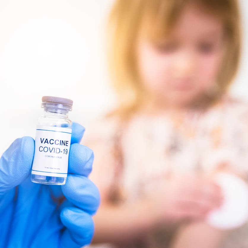 لماذا يجب علينا تطعيم الأطفال ضد كورونا؟