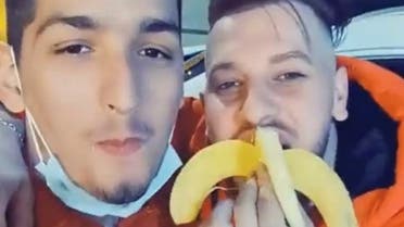 Videos of Syrian refugees in Turkey eating bananas circulated on social media platforms. (Twitter)