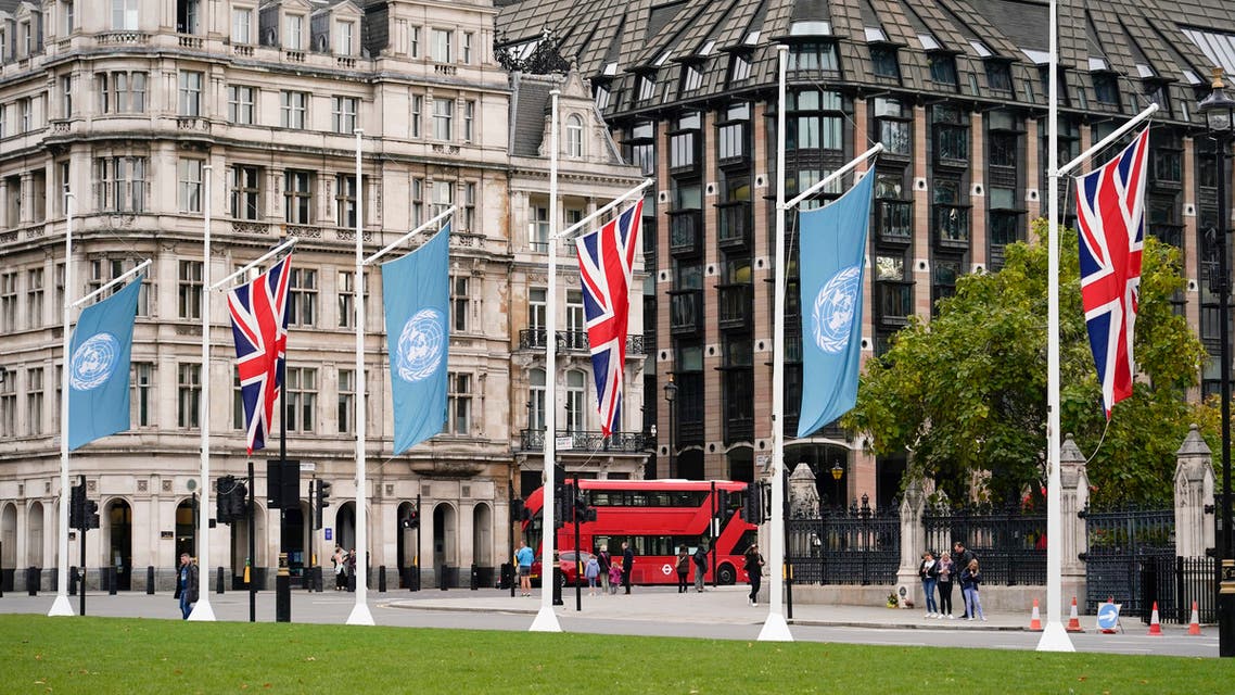 British and UN flags fly in Parliament Square, in London, Sunday, Oct. 24, 2021, ahead of the UN climate conference COP26 that will be held in Glasgow, Scotland, next week. (File photo: AP Photo)