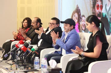 طاقم مسرحية سلام مربع