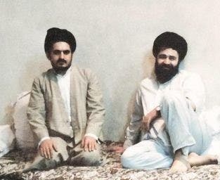 حسین خمینی با عمویش احمد خمینی