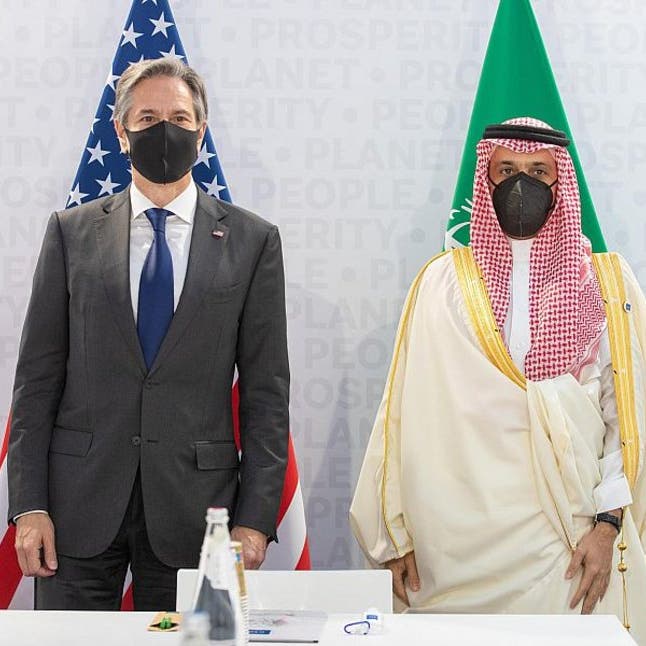  التقى نظيره السعودي.. بلينكن: خيارات منع إيران من "النووي" مفتوحة