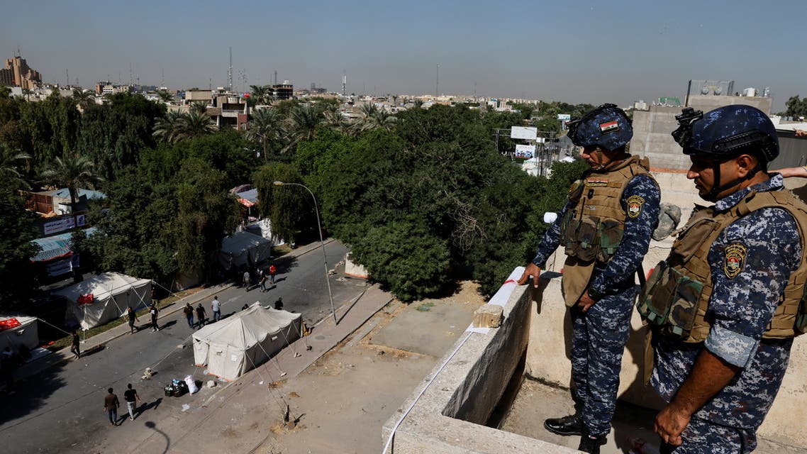 Iraqi security forces keep watch from the roof of a building near the Green Zone in Baghdad, Iraq, October 20, 2021. (File photo: Reuters)