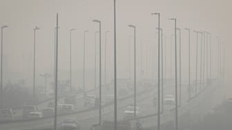 Blanket of toxic air traps Delhi two days after festival