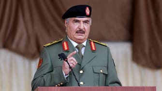 حفتر يدعو الليبيين إلى الانتفاضة ضد السياسيين