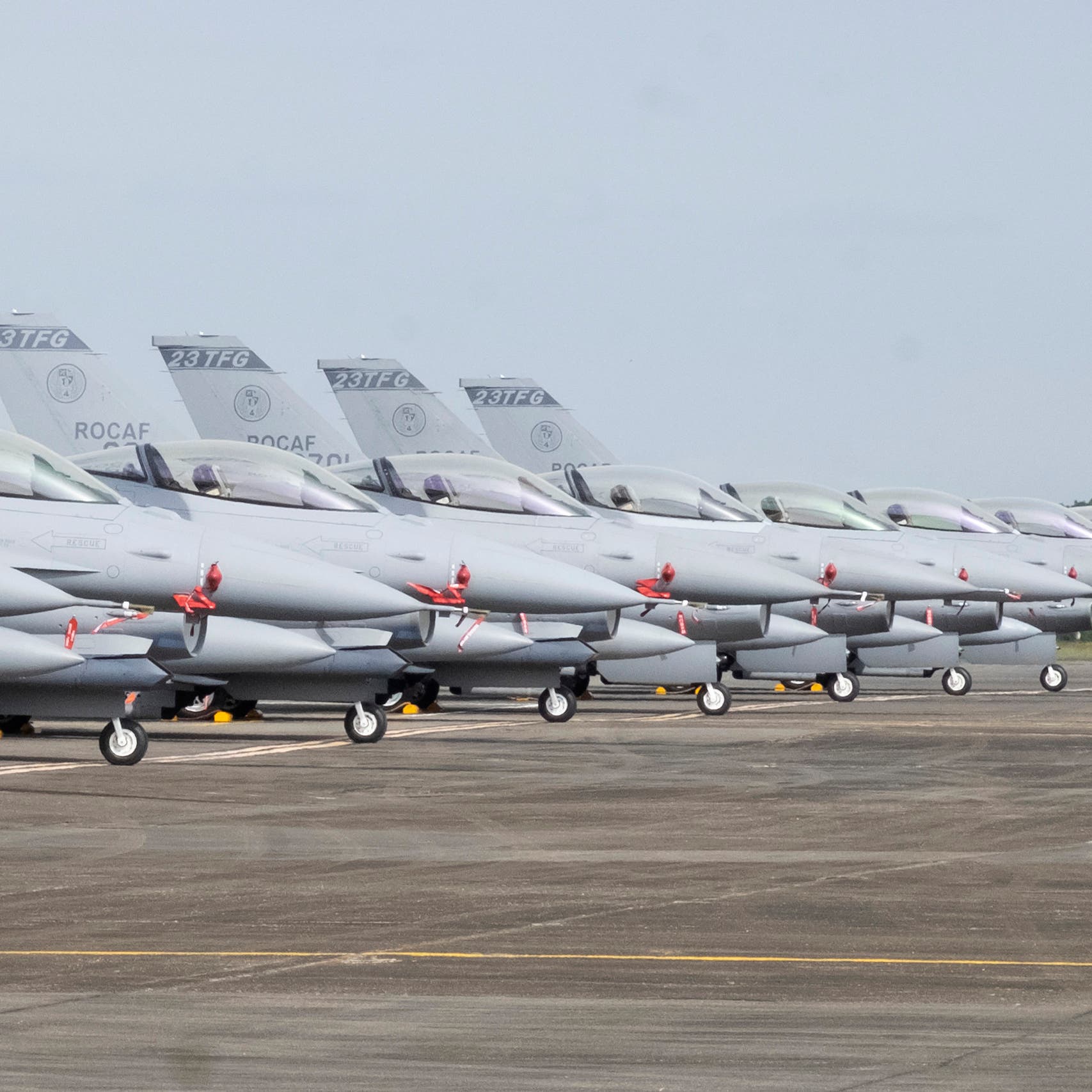 تايوان تنشر طائرات "إف 16 في" المتطورة وسط تهديد صيني